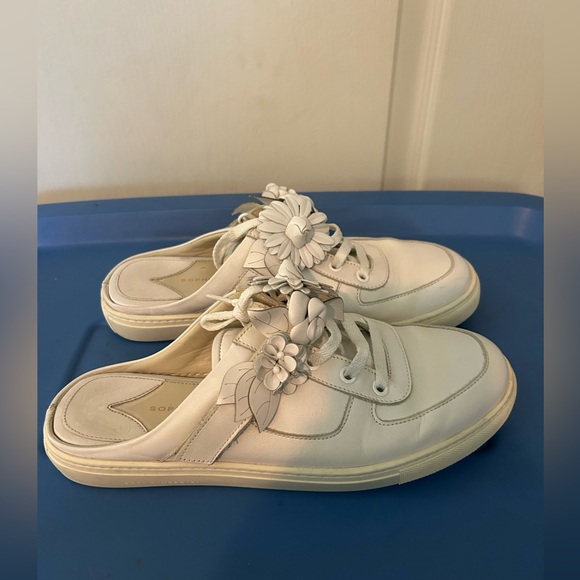 Sophia Webster Leather White Floral Sneakers - Picture 2 of 8
